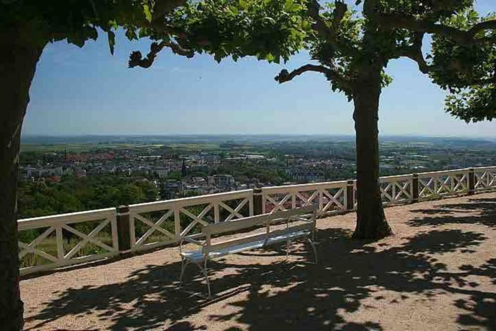 Traumhafte Kurstadt Moderne 2zkb Balkon Pkw Stpl-self-check-in 24 H Appartement Bad Nauheim